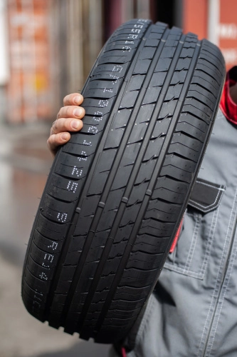 фото протектора и шины Atrezzo Elite Шина Sailun Atrezzo Elite 195/50 R15 82V